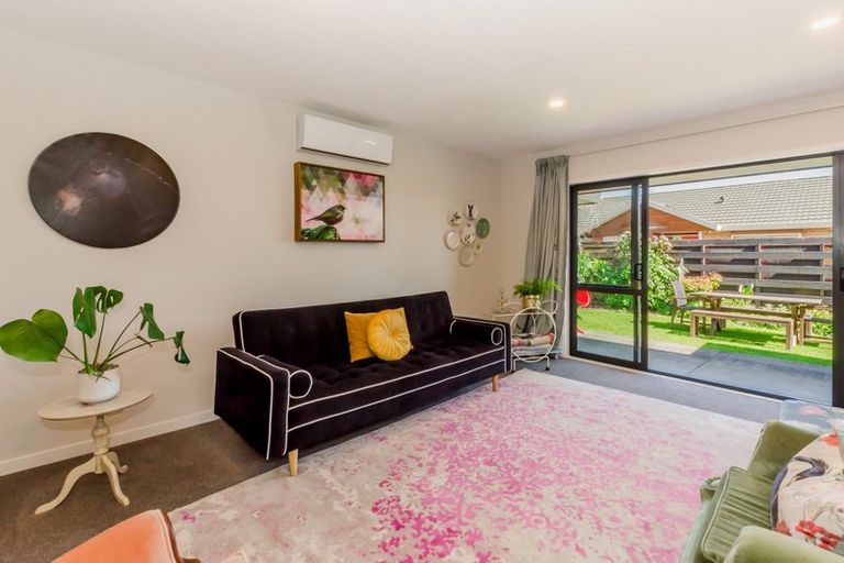 Photo of property in 76 Kapanui Road, Waikanae, 5036