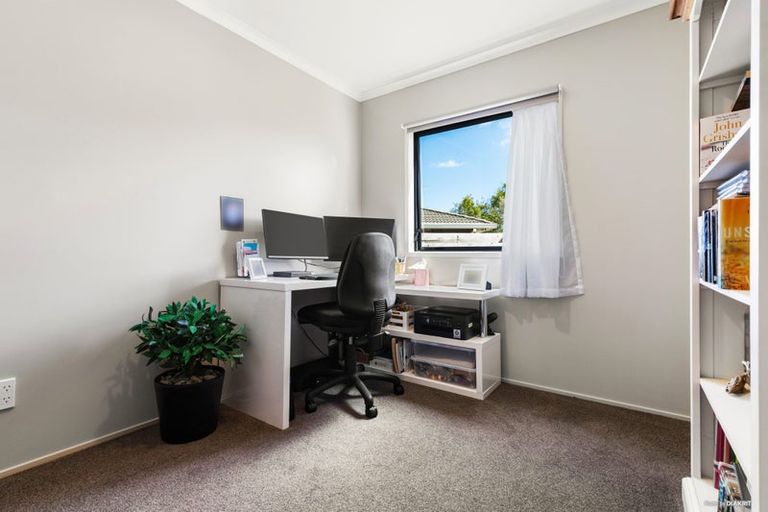 Photo of property in 71 Hamilton Drive, Waiuku, 2123