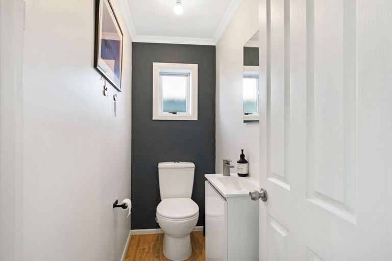 Photo of property in 65 Wharfe Street, South Hill, Oamaru, 9400