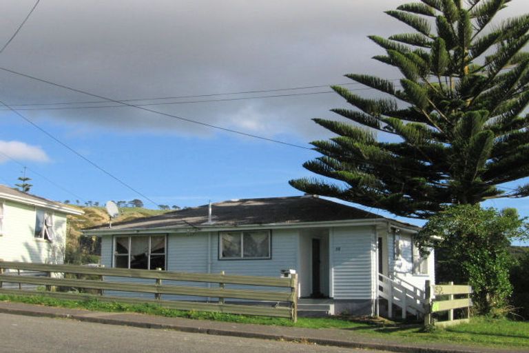 Photo of property in 68 Bedford Street, Cannons Creek, Porirua, 5024