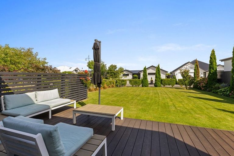 Photo of property in 2 Te Wairewa Street, Pegasus, 7612