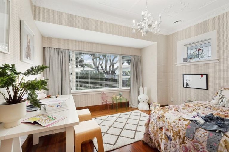 Photo of property in 52 Dundas Street, Seatoun, Wellington, 6022