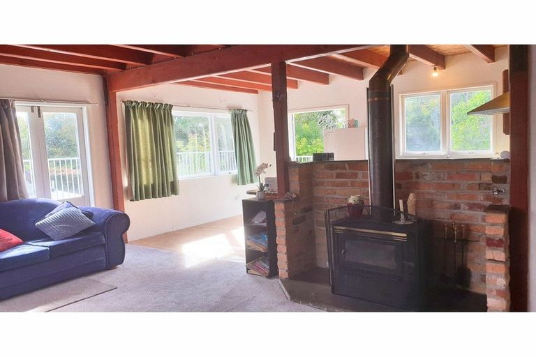 Photo of property in 14a South Lynn Road, Titirangi, Auckland, 0604