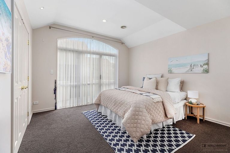 Photo of property in 19 Waverton Terrace, Churton Park, Wellington, 6037