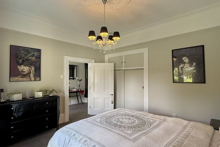 Photo of property in 25 Rhodes Street, Waimate, 7924