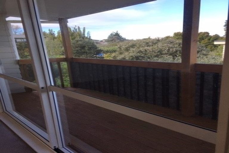 Photo of property in 171a Royal Road, Massey, Auckland, 0614