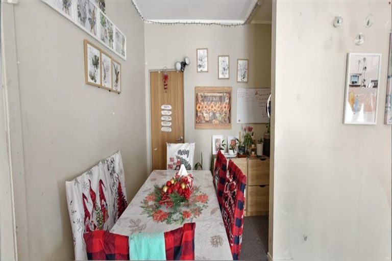 Photo of property in 2 Halswell Street, Mangere East, Auckland, 2024