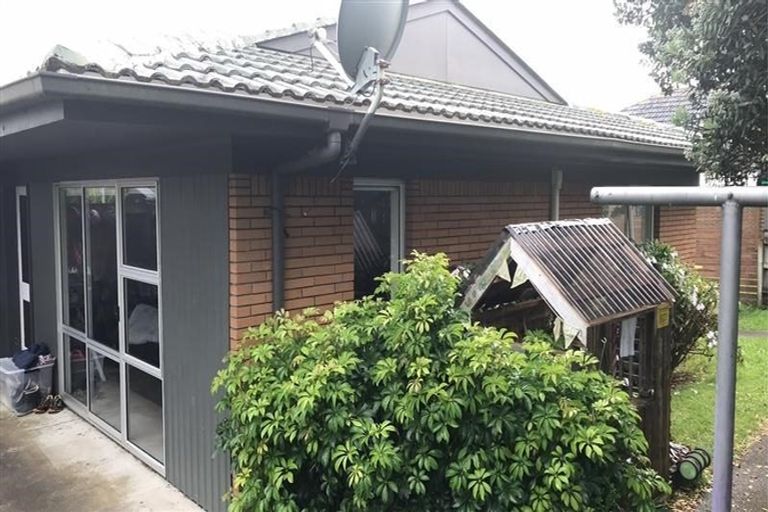 Photo of property in 2/57 Mcintyre Road, Mangere Bridge, Auckland, 2022