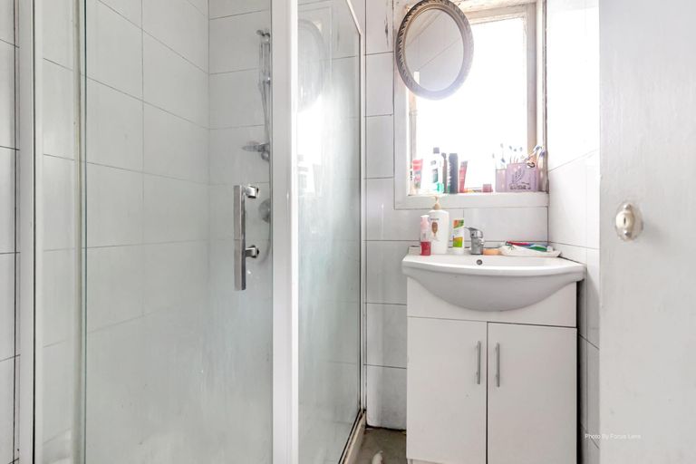 Photo of property in 1/85a Tidal Road, Mangere, Auckland, 2022