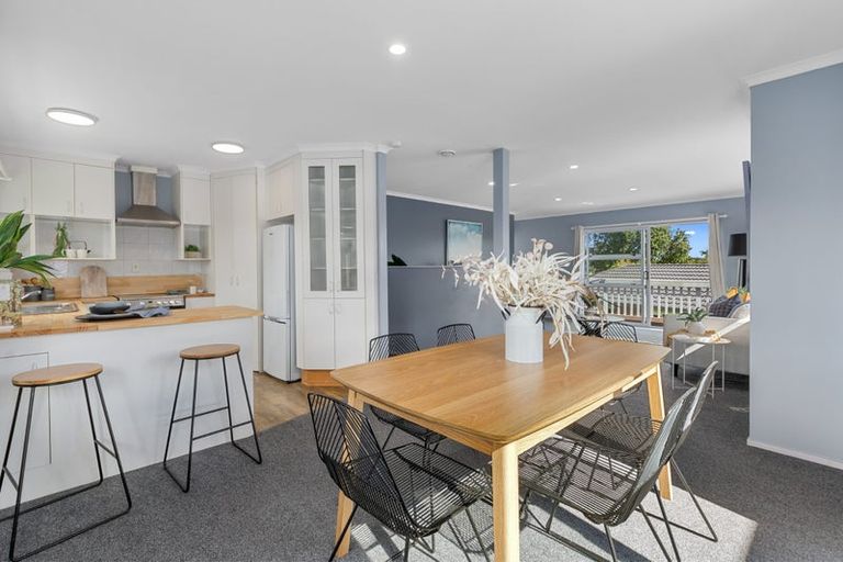 Photo of property in 9 Whitby Place, Welcome Bay, Tauranga, 3112