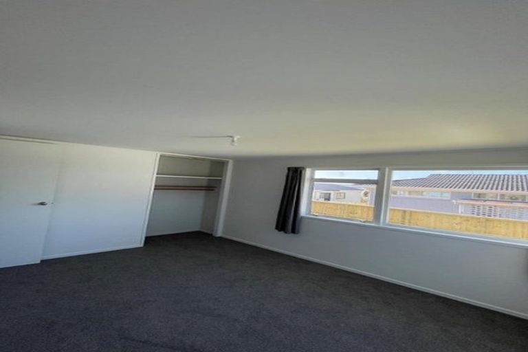 Photo of property in 110 Roberts Road, Te Atatu South, Auckland, 0610