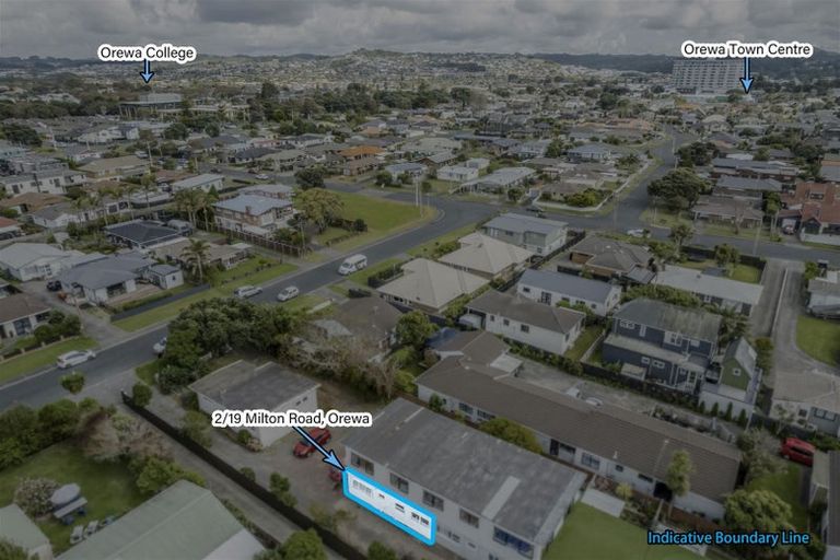 Photo of property in 2/19 Milton Road, Orewa, 0931