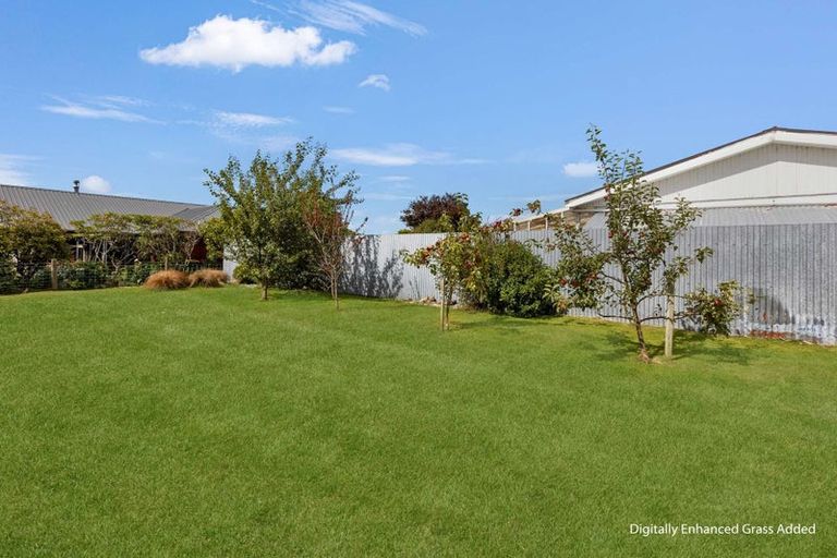 Photo of property in 69 Turner Street, Edendale, 9825