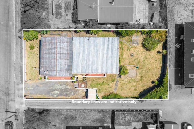 Photo of property in 62 Toi Street, Otaki Beach, Otaki, 5512