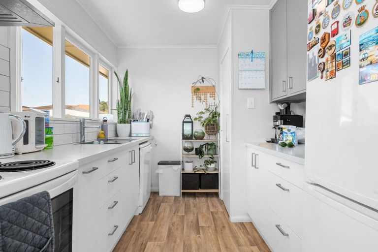 Photo of property in 9 Panair Crescent, Hillcrest, Hamilton, 3216