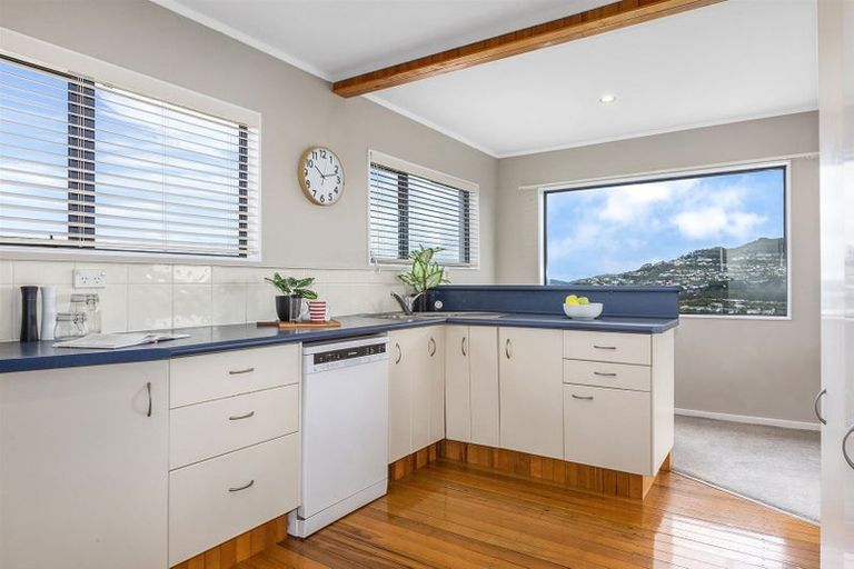 Photo of property in 60 Chesterton Street, Johnsonville, Wellington, 6037