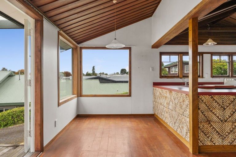 Photo of property in 1/54 Ngamotu Road, Hilltop, Taupo, 3330