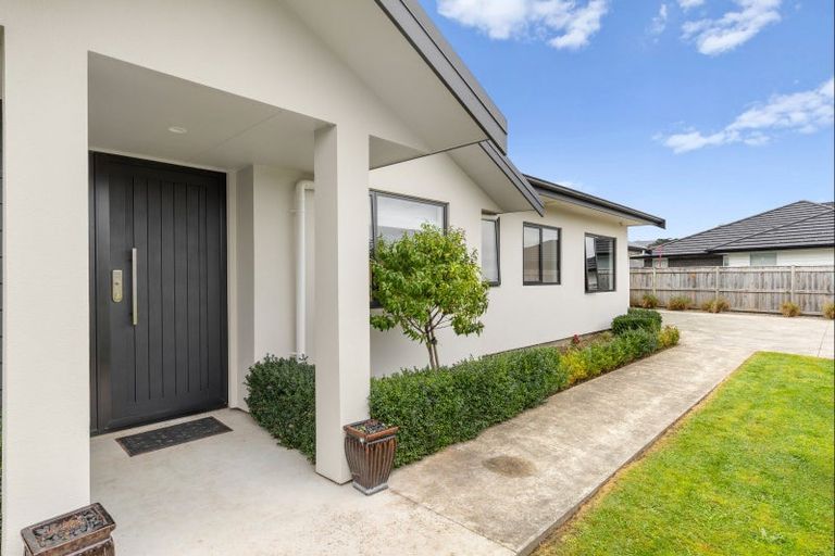 Photo of property in 12 Middleton Way, Ashhurst, 4810