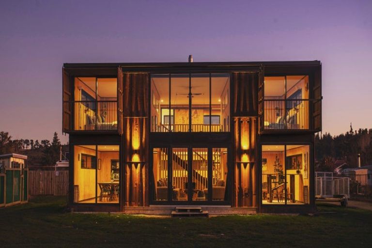 Photo of property in 29 Newcastle Road, Hawea Flat, Wanaka, 9382