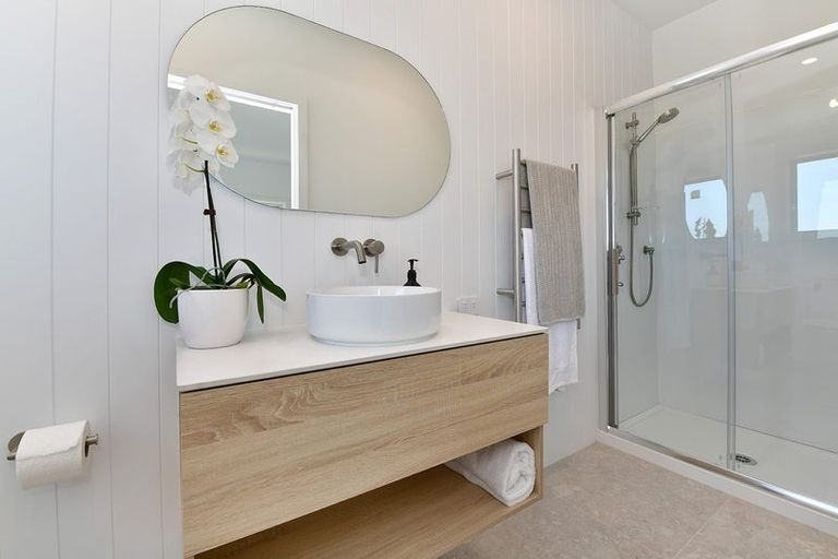 Photo of property in 35b St James Avenue, Helensville, 0800