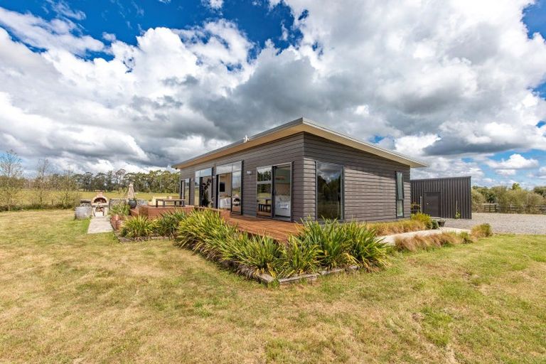 Photo of property in 21 Blundell Avenue, Waipukurau, 4200