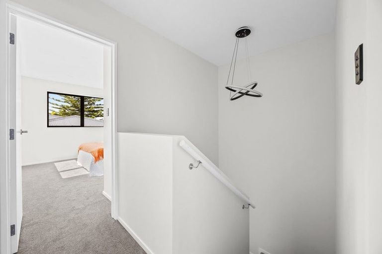 Photo of property in 4c Bettina Place, Manurewa, Auckland, 2102