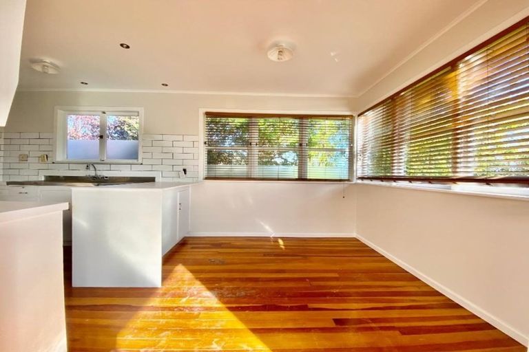 Photo of property in 50 Greenmeadows Avenue, Manurewa East, Auckland, 2102