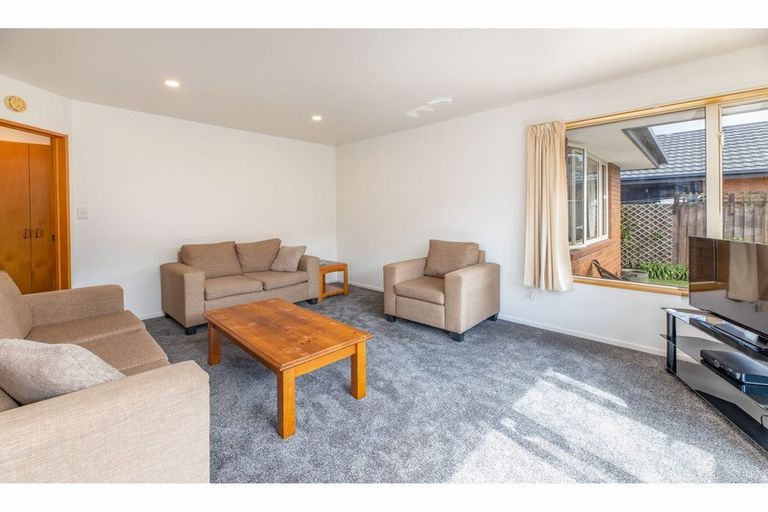 Photo of property in 30 Seymour Street, Hornby, Christchurch, 8042