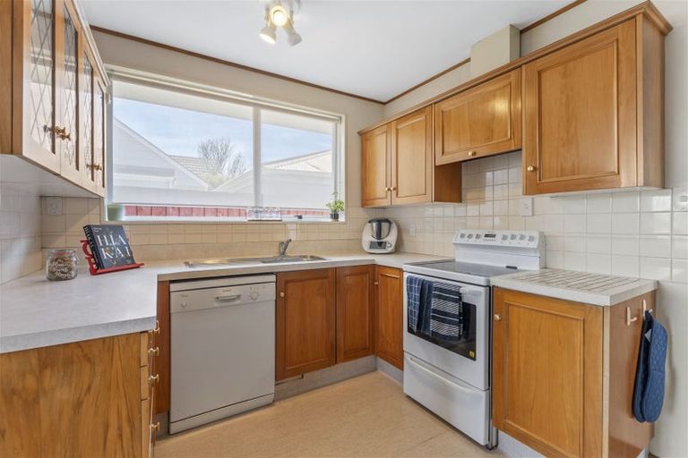 Photo of property in 84 Kaiwara Street, Hoon Hay, Christchurch, 8025