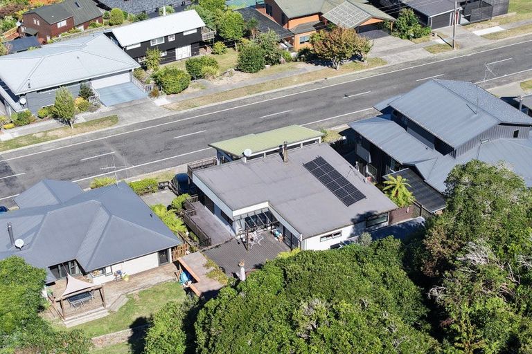 Photo of property in 80 Wakeman Road, Acacia Bay, Taupo, 3330