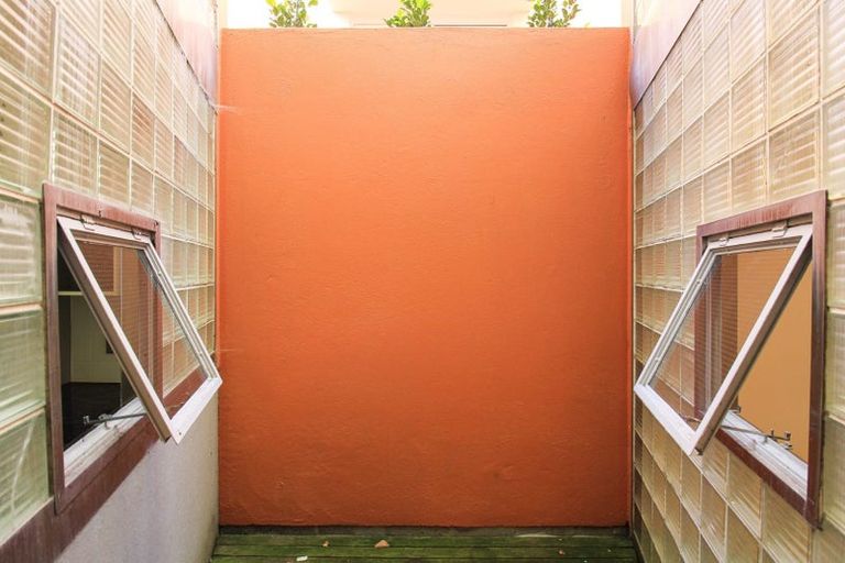 Photo of property in 226u2 Oriental Parade, Oriental Bay, Wellington, 6011