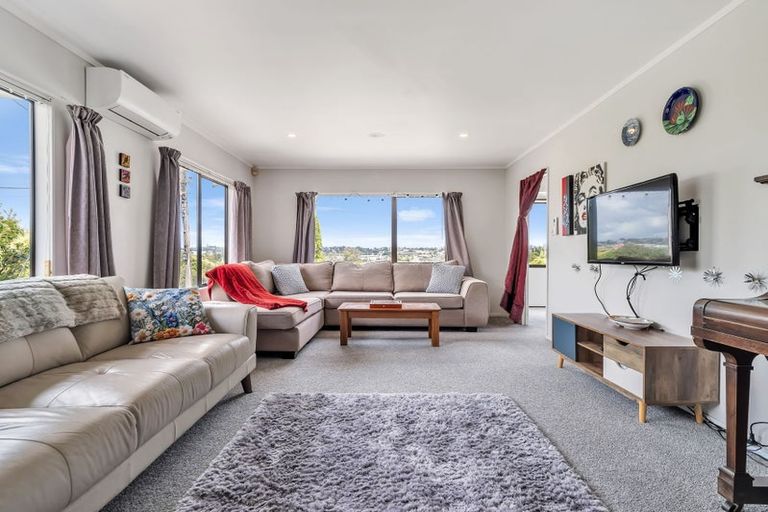 Photo of property in 1/23 Raines Avenue, Forrest Hill, Auckland, 0620