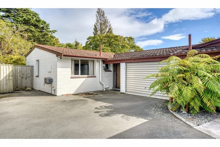 Photo of property in 2/6 Hythe Lane, Saint Martins, Christchurch, 8022