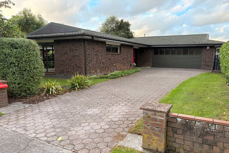 Photo of property in 104 Waterloo Crescent, Hokowhitu, Palmerston North, 4410