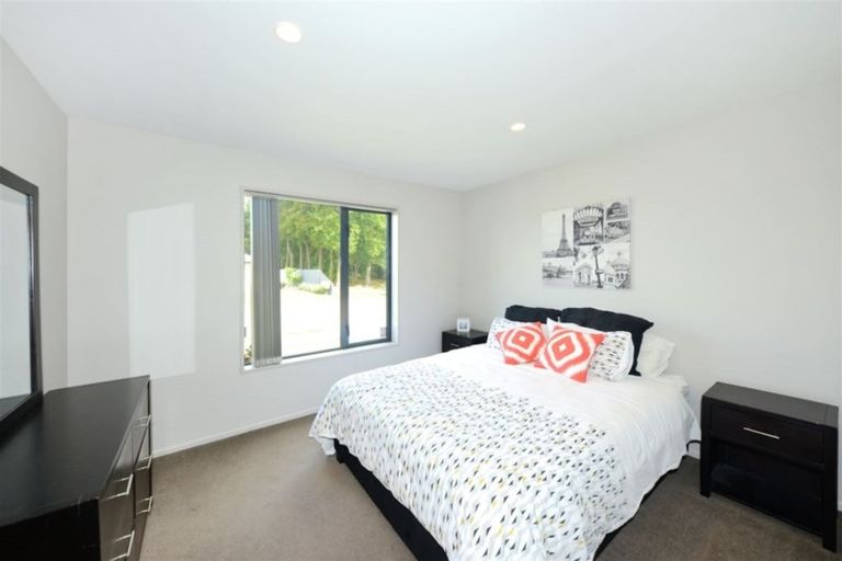 Photo of property in 6 Cyclamen Place, Aidanfield, Christchurch, 8025