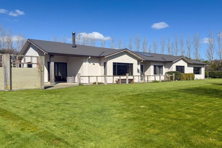 Photo of property in 438 Matahiwi Road, Matahiwi, Masterton, 5888