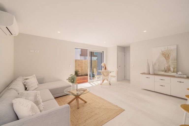 Photo of property in 4/50 Marine Parade, North New Brighton, Christchurch, 8083