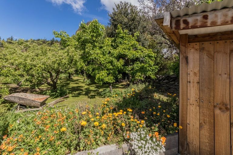 Photo of property in 50 Main Road, Luggate, Cromwell, 9383