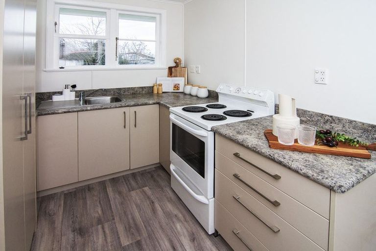 Photo of property in 15 Jones Place, Masterton, 5810