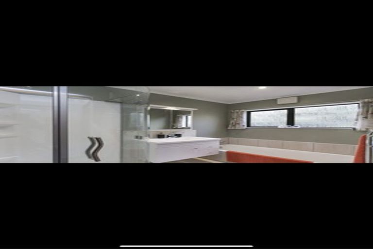 Photo of property in 163b Broderick Road, Johnsonville, Wellington, 6037