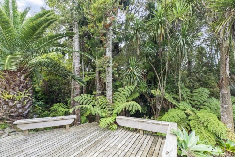 Photo of property in 227 Godley Road, Titirangi, Auckland, 0604