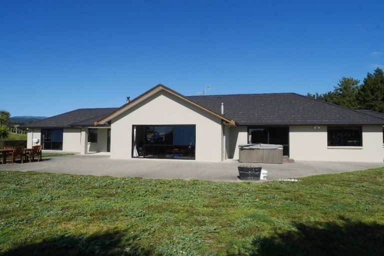 Photo of property in 40 Otaihanga Road, Otaihanga, Paraparaumu, 5036