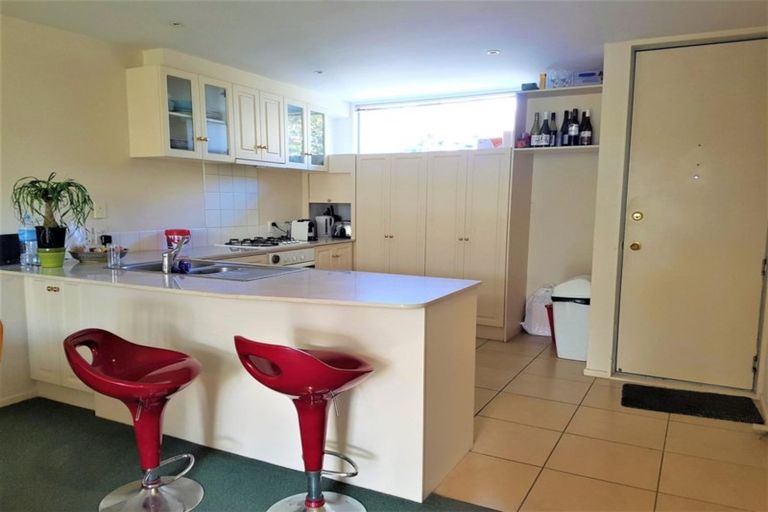 Photo of property in 4/1010 Colombo Street, St Albans, Christchurch, 8014