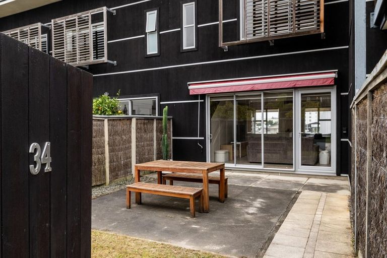 Photo of property in The Terraces, 34/9 Humber Street, Pandora, Napier, 4110
