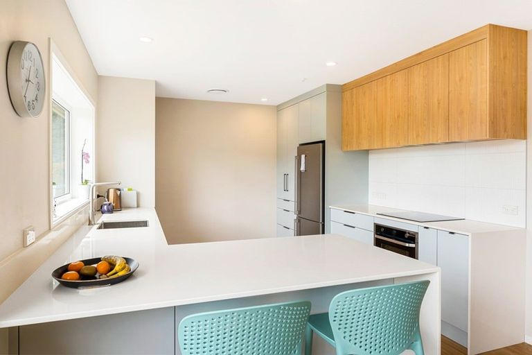 Photo of property in 9 Sunbrae Drive, Silverstream, Upper Hutt, 5019