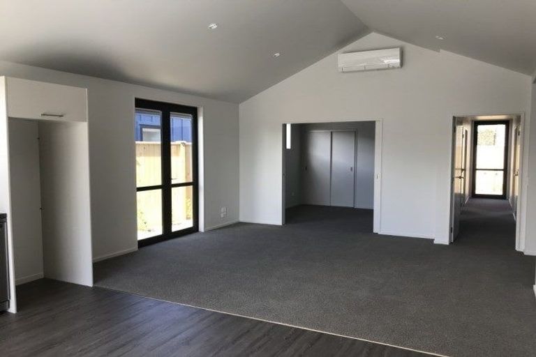 Photo of property in 35 Glen Dene Crescent, Wanaka, 9305