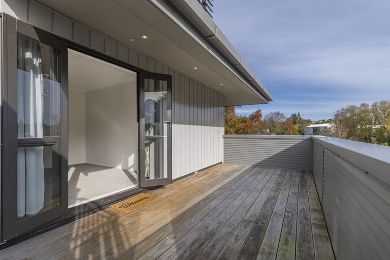 Photo of property in 17a/30 Westward Ho, Glen Eden, Auckland, 0602