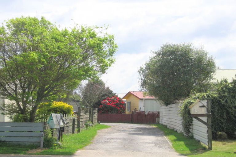Photo of property in 117a Pohutukawa Drive, Owhata, Rotorua, 3010