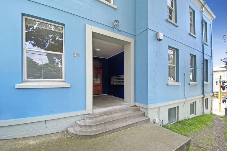 Photo of property in 11/30 Hanson Street, Mount Cook, Wellington, 6021