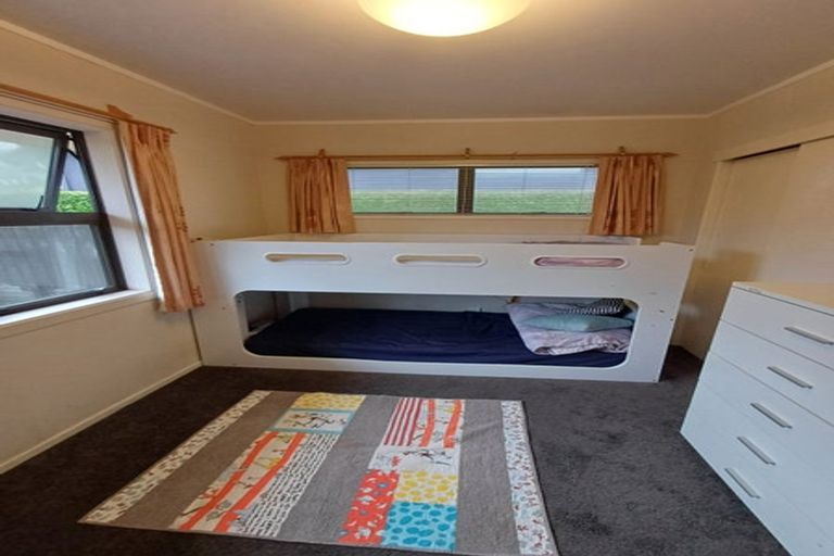 Photo of property in 119 Braemar Road, Castor Bay, Auckland, 0620